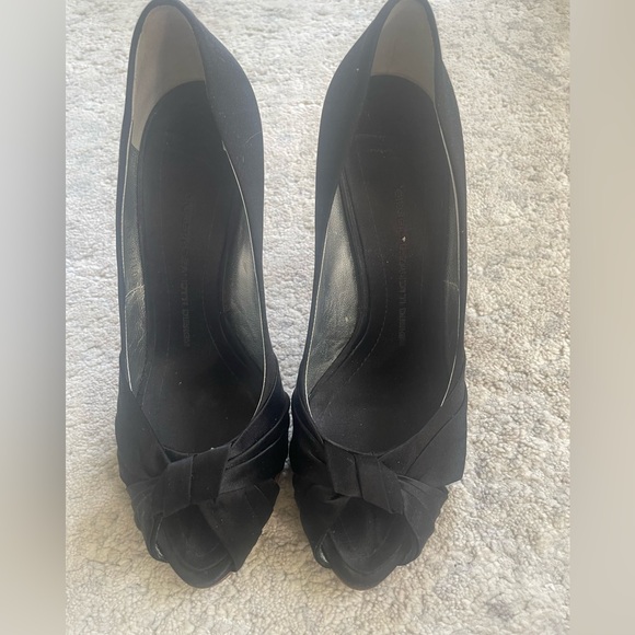 Giuseppe Zanotti Design - black peep toe satin heels - Picture 6 of 6